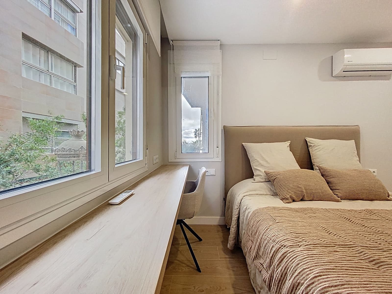 2 bedroom Apartment for sale in Estepona - € 492,000 (Ref: 9215249)