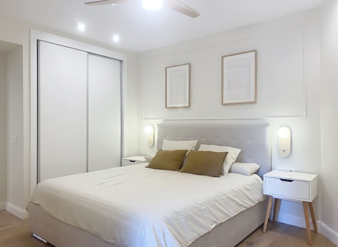 3 Zimmer Apartment zu verkaufen in Estepona mit Pool Garage - 560.000 € (Ref: 9240232)