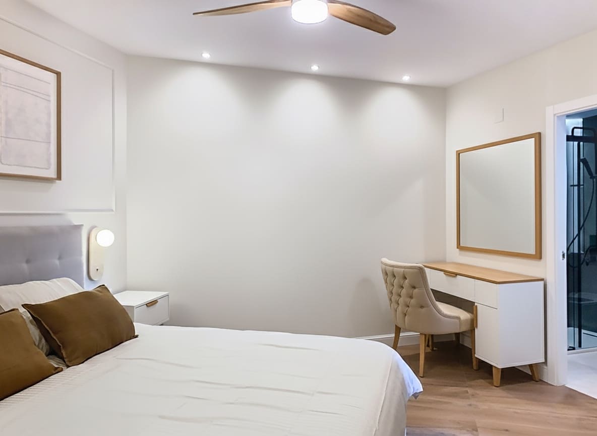 3 Zimmer Apartment zu verkaufen in Estepona mit Pool Garage - 560.000 € (Ref: 9240232)