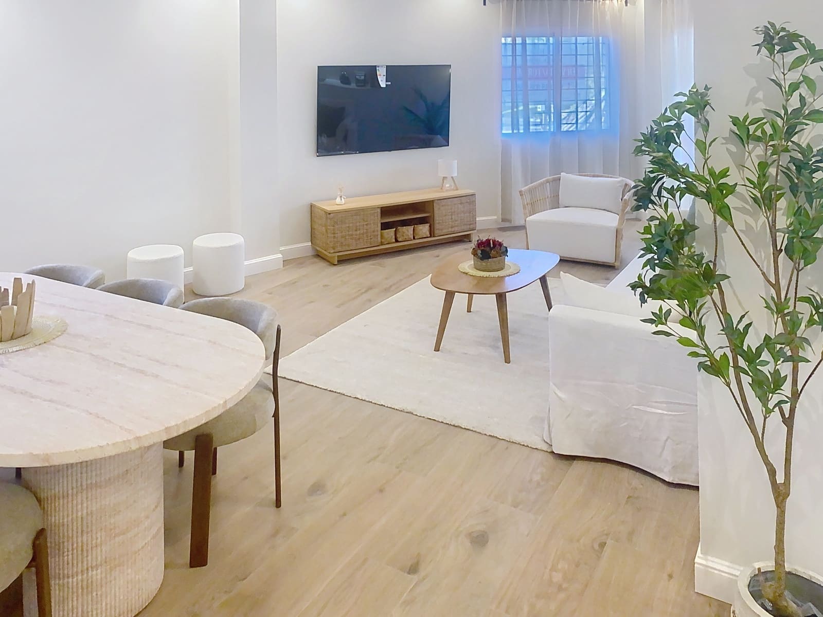 3 Zimmer Apartment zu verkaufen in Estepona mit Pool Garage - 560.000 € (Ref: 9240232)