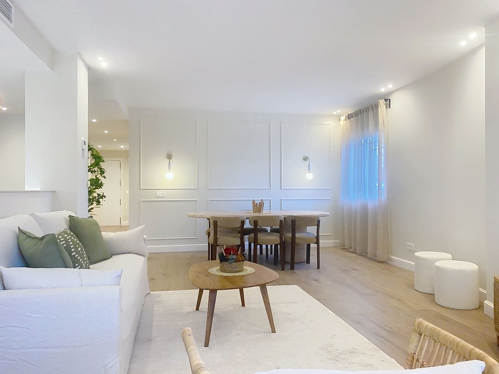 3 Zimmer Apartment zu verkaufen in Estepona mit Pool Garage - 560.000 € (Ref: 9240232)