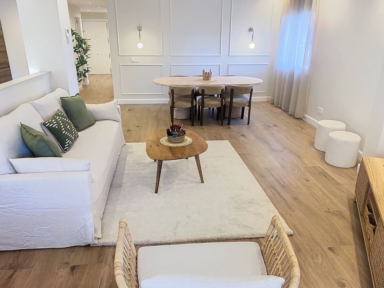 3 Zimmer Apartment zu verkaufen in Estepona mit Pool Garage - 560.000 € (Ref: 9240232)