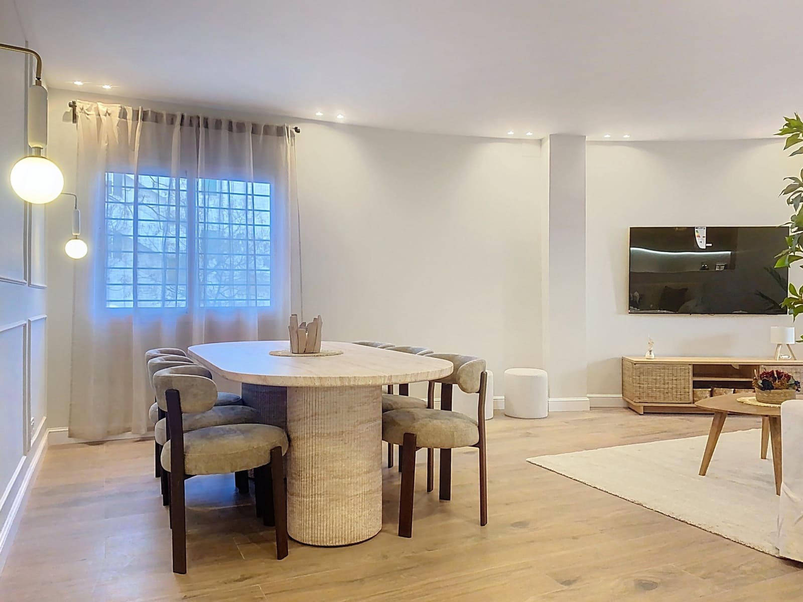 3 Zimmer Apartment zu verkaufen in Estepona mit Pool Garage - 560.000 € (Ref: 9240232)