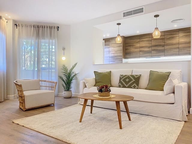 3 Zimmer Apartment zu verkaufen in Estepona mit Pool Garage - 560.000 € (Ref: 9240232)