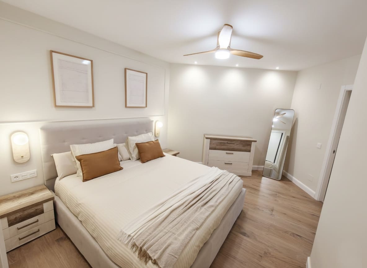 3 bedroom Apartment for sale in Estepona with pool garage - € 560,000 (Ref: 9240232)