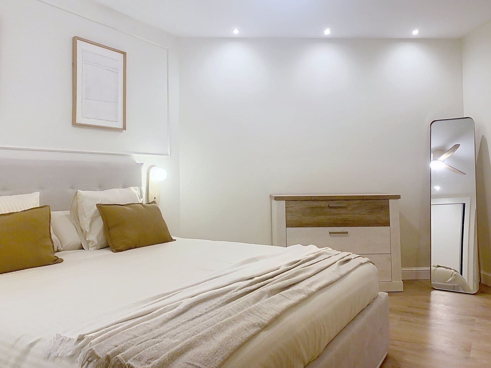 3 bedroom Apartment for sale in Estepona with pool garage - € 560,000 (Ref: 9240232)