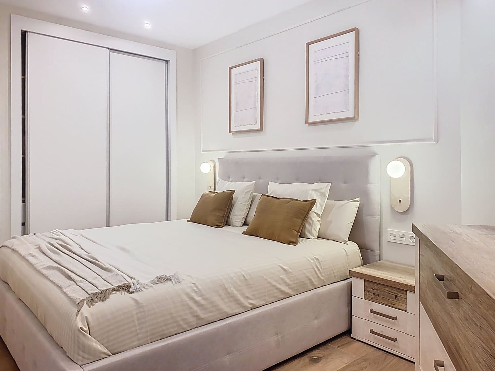 3 bedroom Apartment for sale in Estepona with pool garage - € 560,000 (Ref: 9240232)