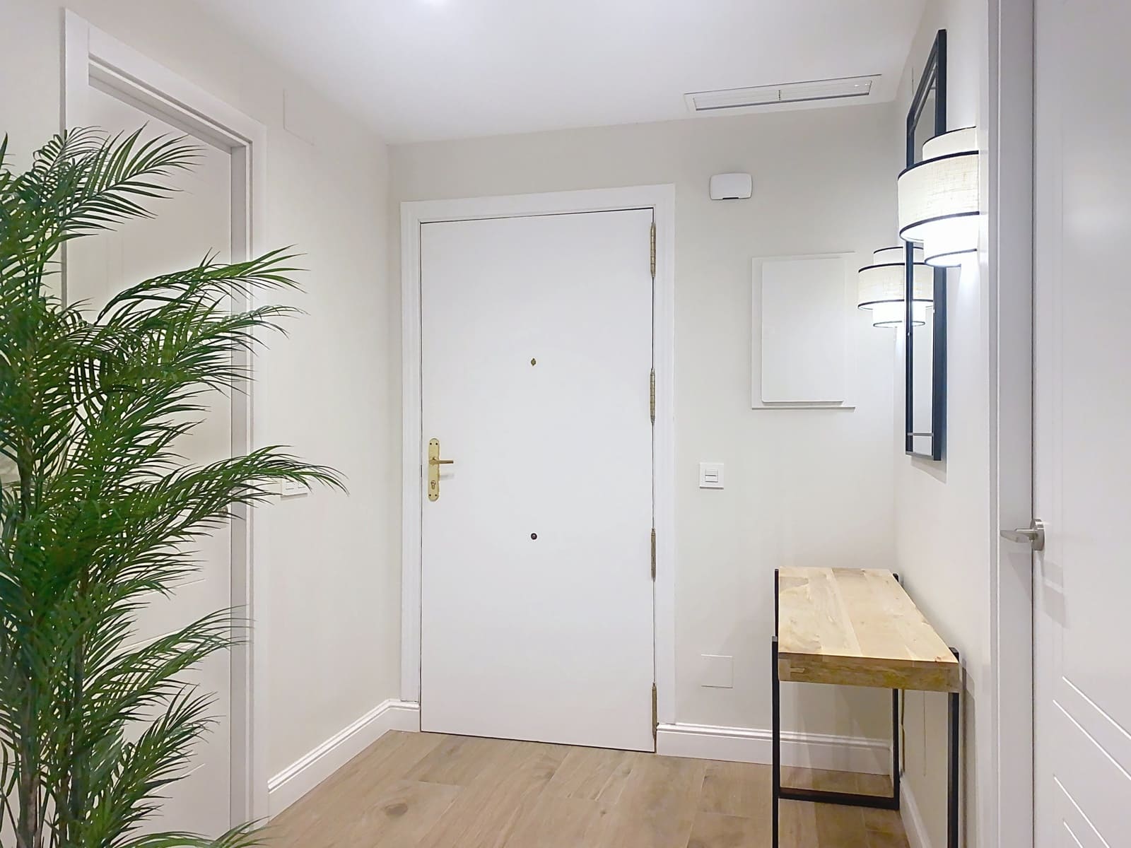 3 bedroom Apartment for sale in Estepona with pool garage - € 560,000 (Ref: 9240232)