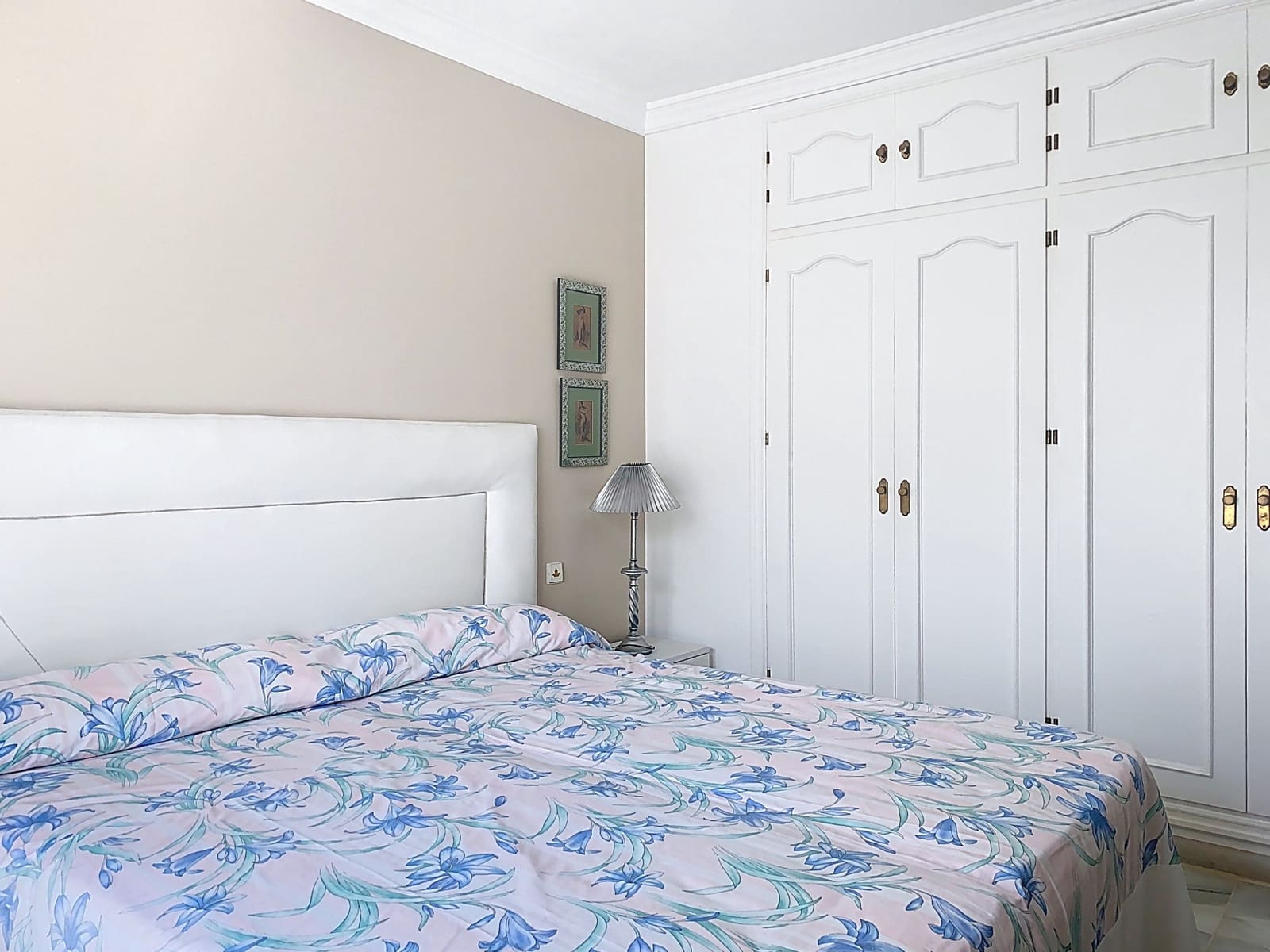 4 Zimmer Haus zu verkaufen in Estepona mit Pool Garage - 525.000 € (Ref: 9252257)