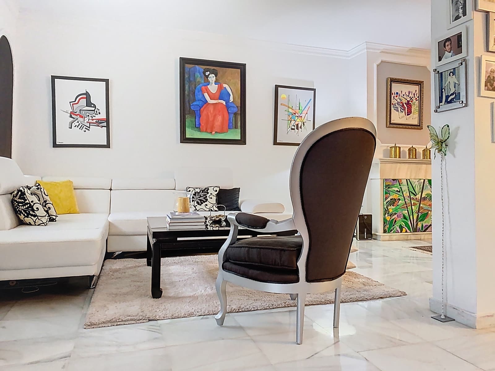 4 soveværelse Byhus til salg i Estepona med swimmingpool garage - € 525.000 (Ref: 9252257)