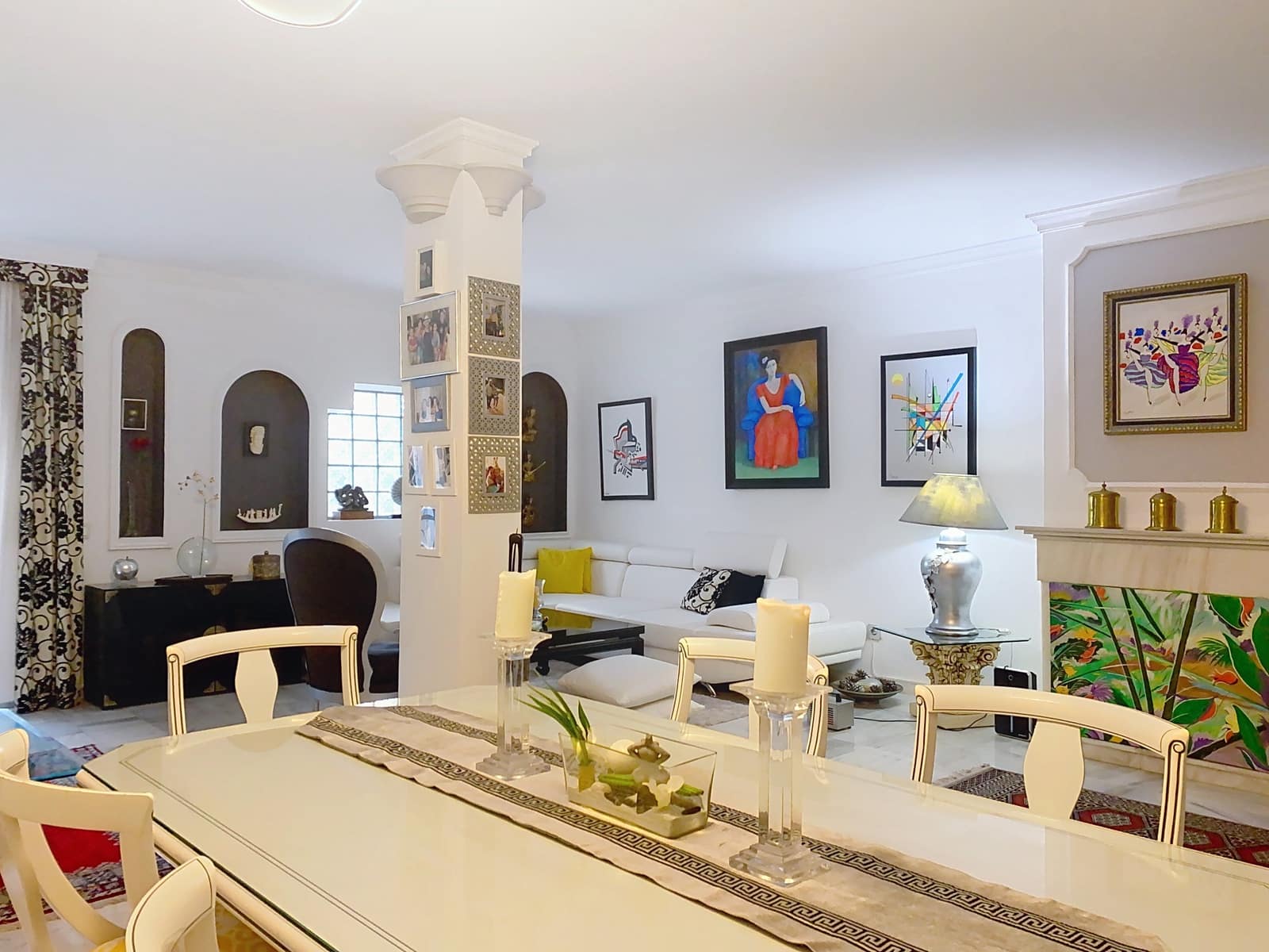 4 soveværelse Byhus til salg i Estepona med swimmingpool garage - € 525.000 (Ref: 9252257)