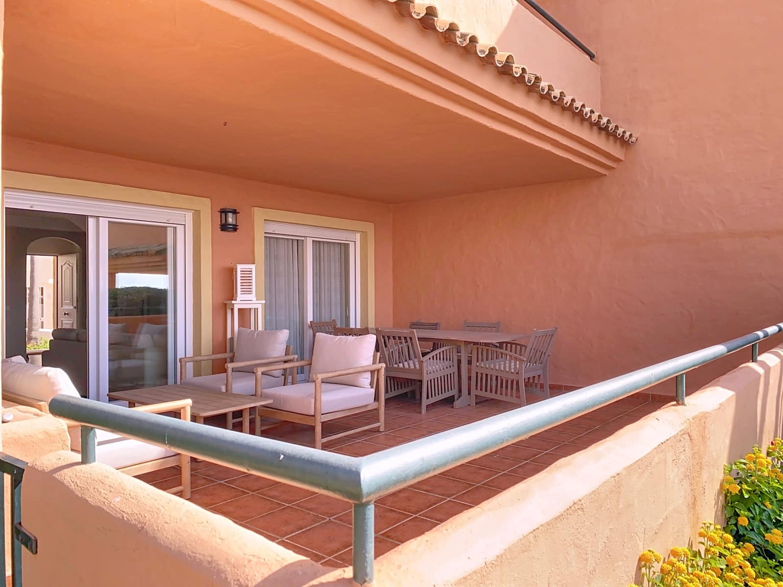 Casa de 3 habitaciones en Estepona en venta con piscina garaje - 795.000 € (Ref: 9257205)