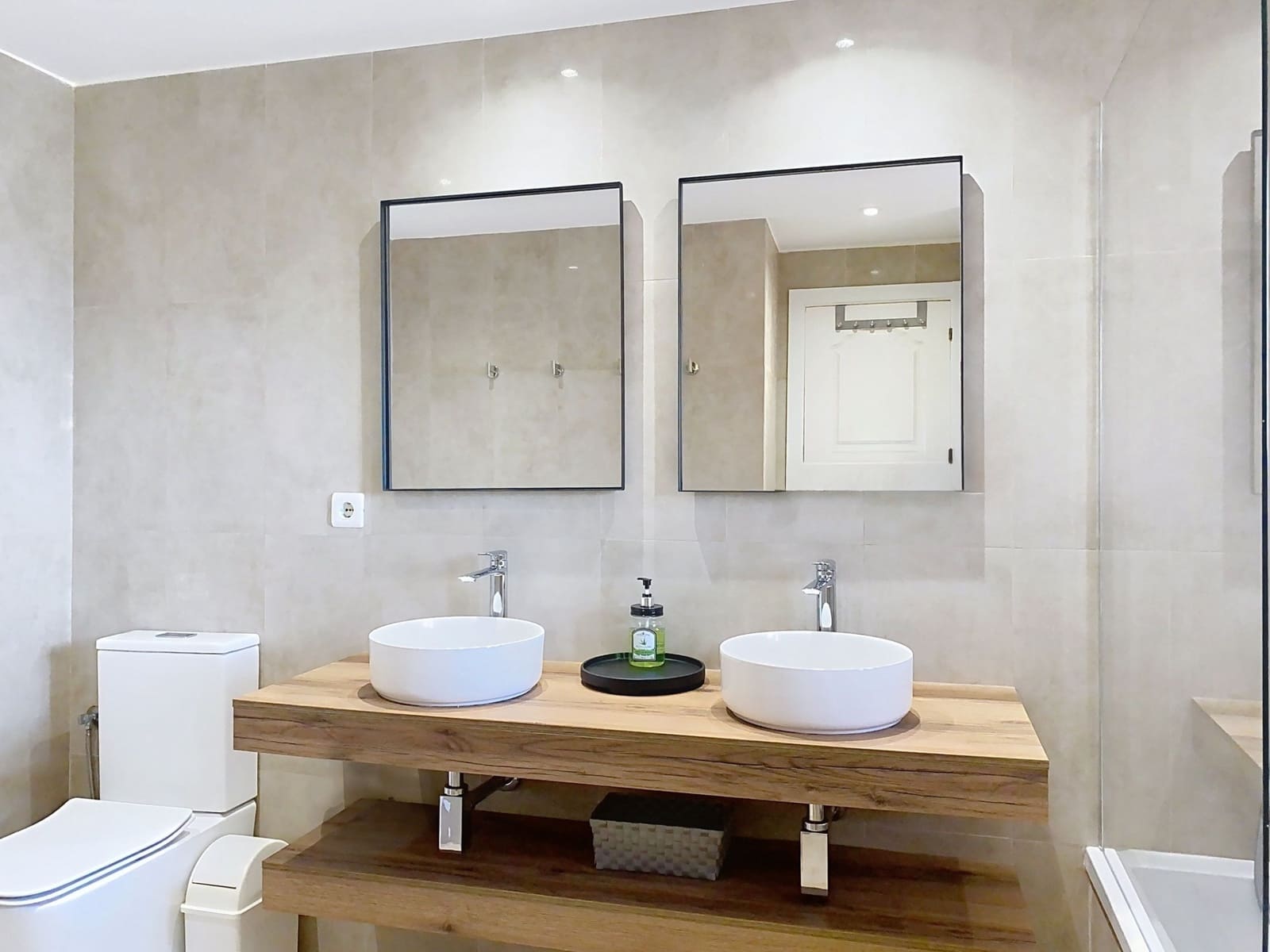 Casa de 3 habitaciones en Estepona en venta con piscina garaje - 795.000 € (Ref: 9257205)