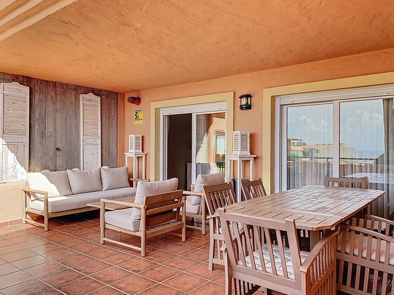 Casa de 3 habitaciones en Estepona en venta con piscina garaje - 795.000 € (Ref: 9257205)