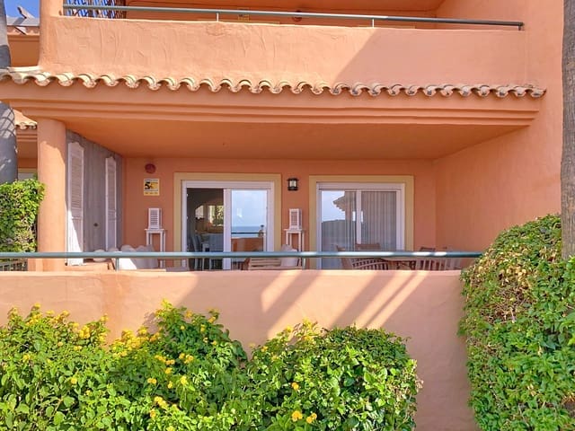 Casa de 3 habitaciones en Estepona en venta con piscina garaje - 795.000 € (Ref: 9257205)