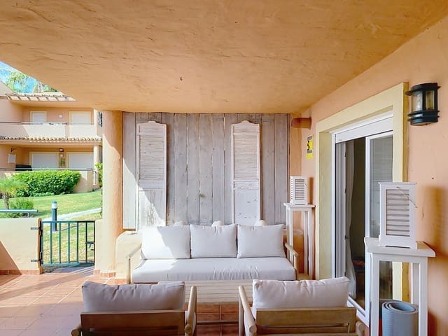 3 chambre Maison de Ville à vendre à Buenas Noches, Estepona avec piscine garage - 695 000 € (Ref: 9257205)