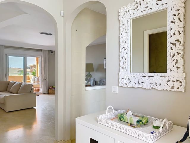 3 chambre Maison de Ville à vendre à Buenas Noches, Estepona avec piscine garage - 695 000 € (Ref: 9257205)