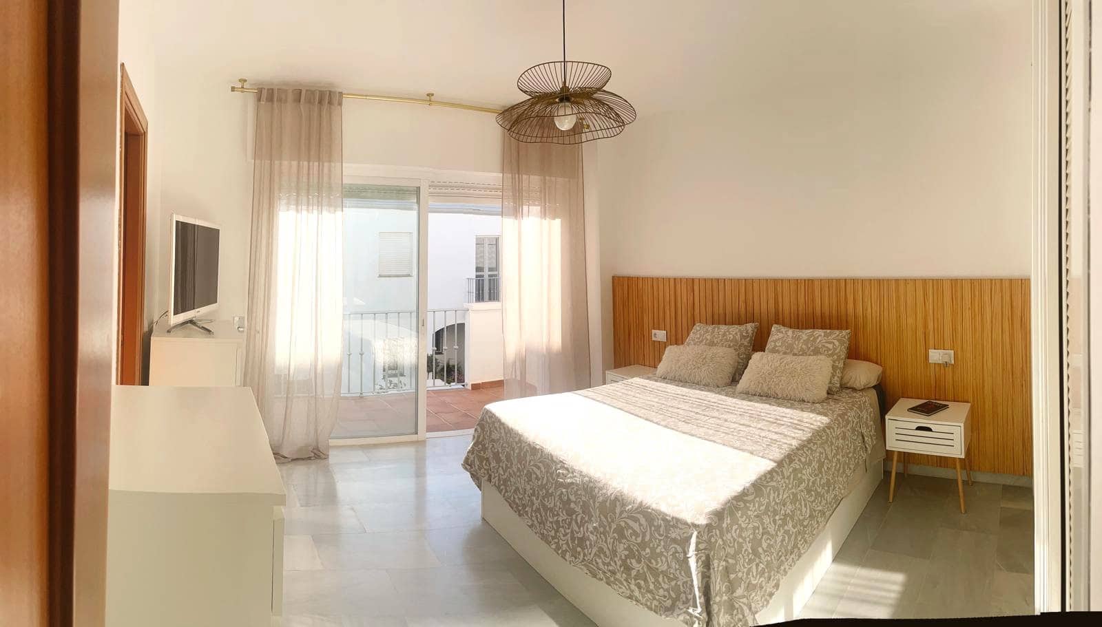 Casa de 3 habitaciones en Estepona en venta con piscina garaje - 655.000 € (Ref: 9257206)
