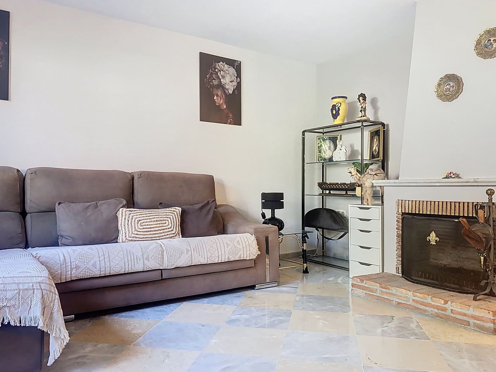 Pareado de 4 habitaciones en Guadalmina en venta con piscina garaje - 850.000 € (Ref: 9262499)