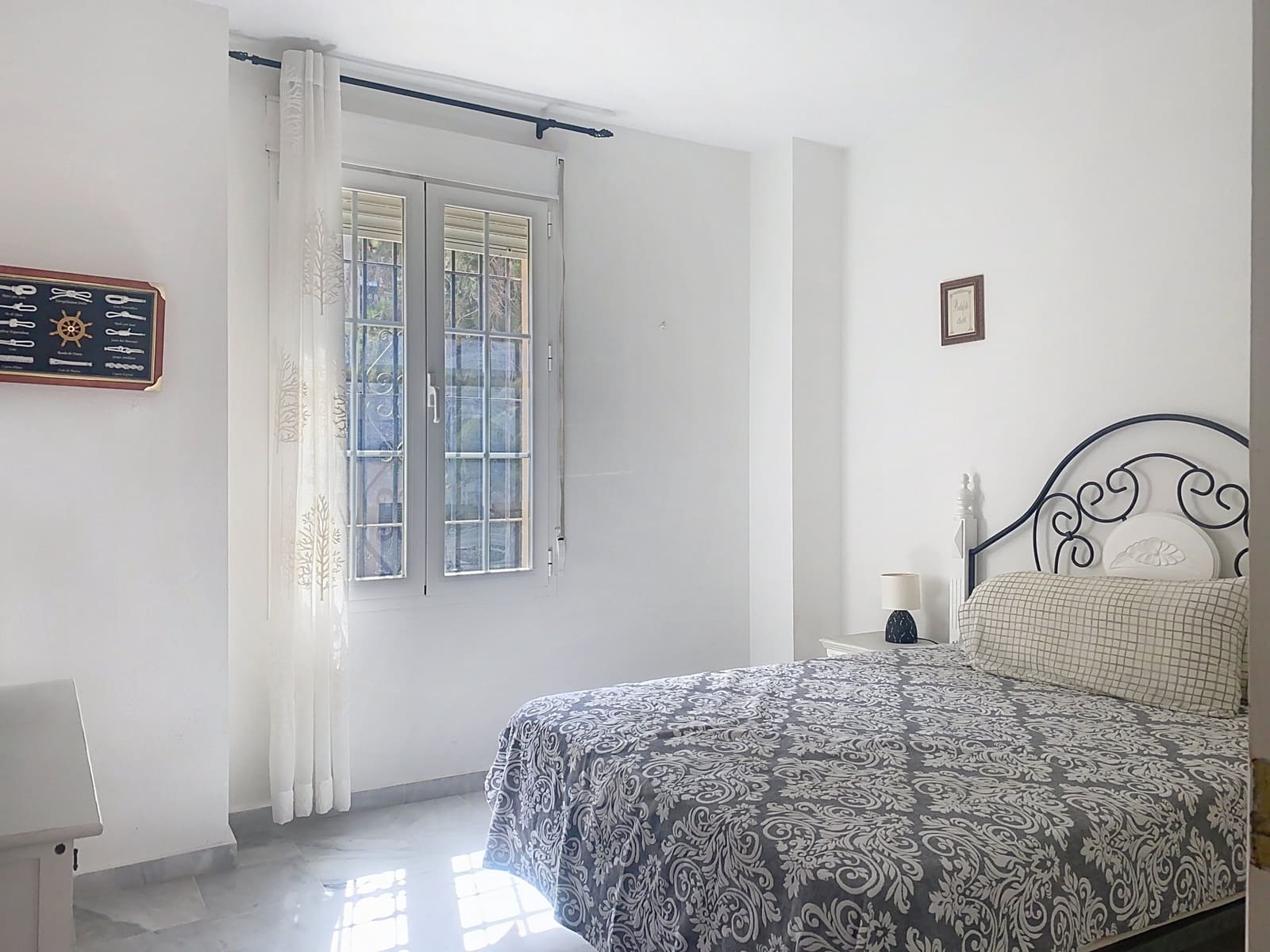 Pareado de 4 habitaciones en Guadalmina en venta con piscina garaje - 850.000 € (Ref: 9262499)