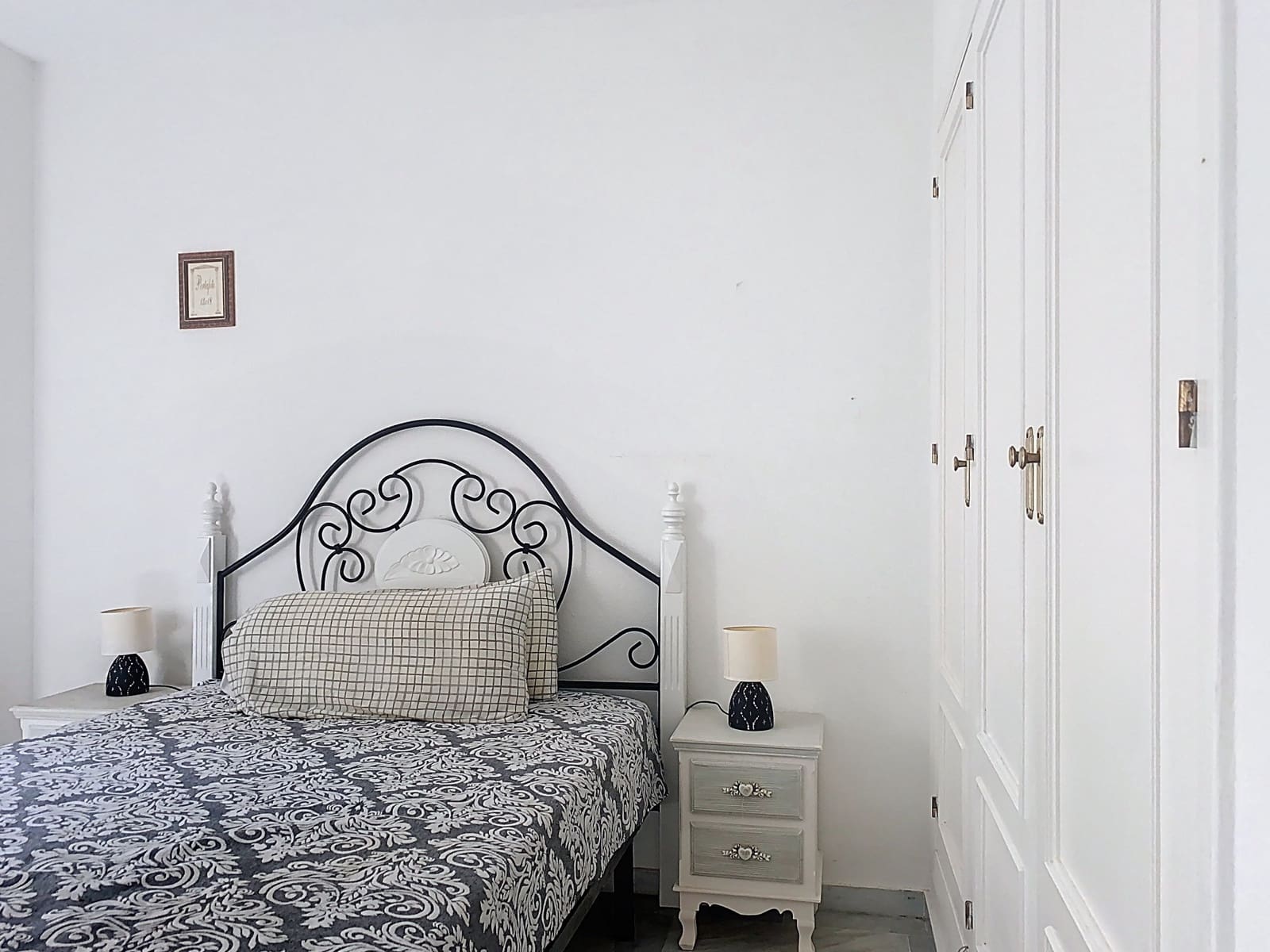 Pareado de 4 habitaciones en Guadalmina en venta con piscina garaje - 850.000 € (Ref: 9262499)