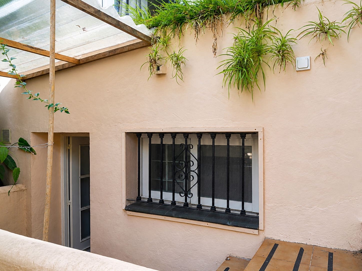 Pareado de 4 habitaciones en Guadalmina en venta con piscina garaje - 750.000 € (Ref: 9262499)