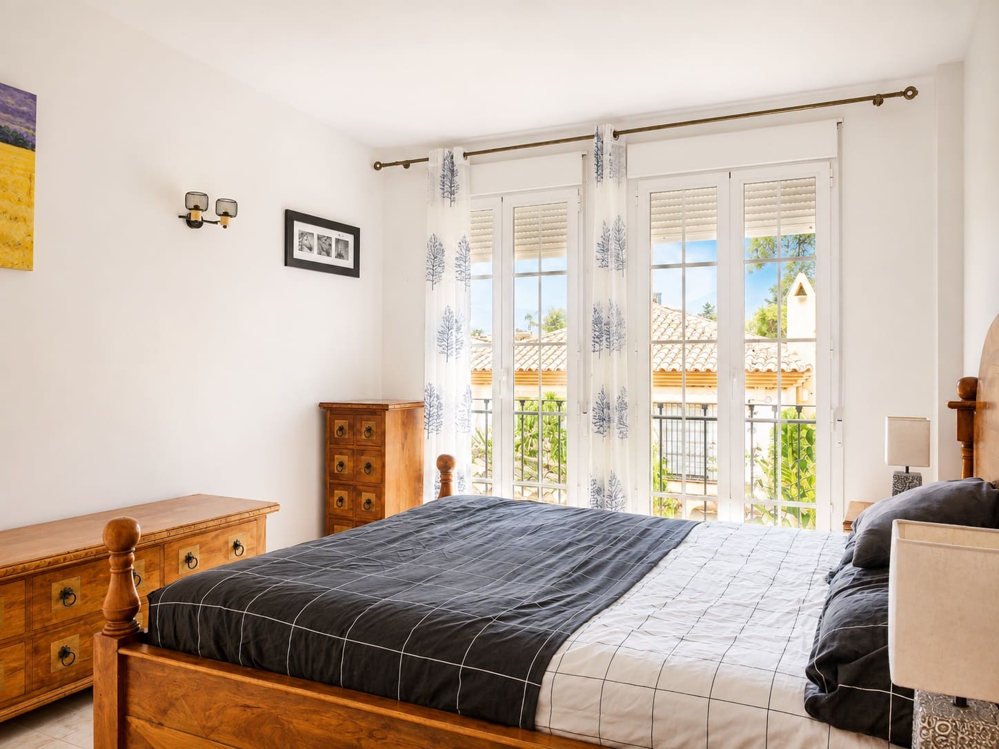 Pareado de 4 habitaciones en Guadalmina en venta con piscina garaje - 750.000 € (Ref: 9262499)