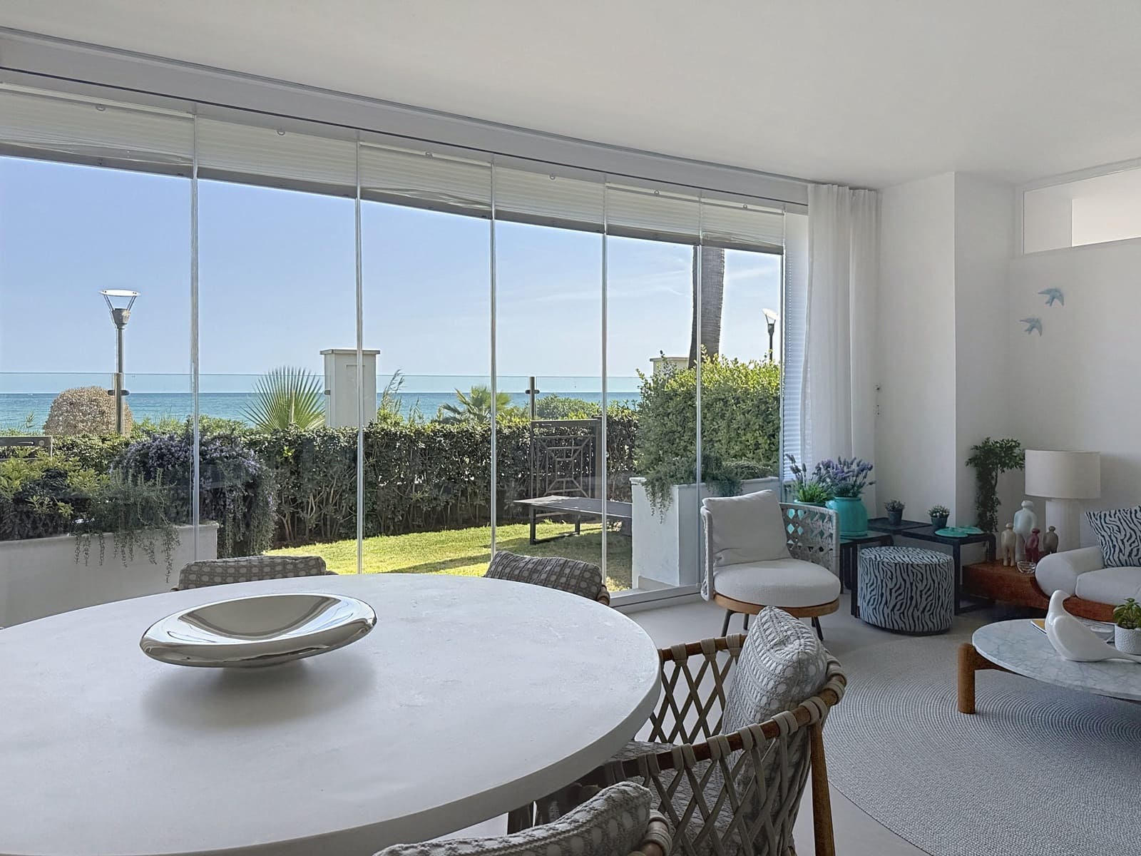 2 quarto Apartamento para venda em Estepona com piscina garagem - 1 250 000 € (Ref: 9297481)