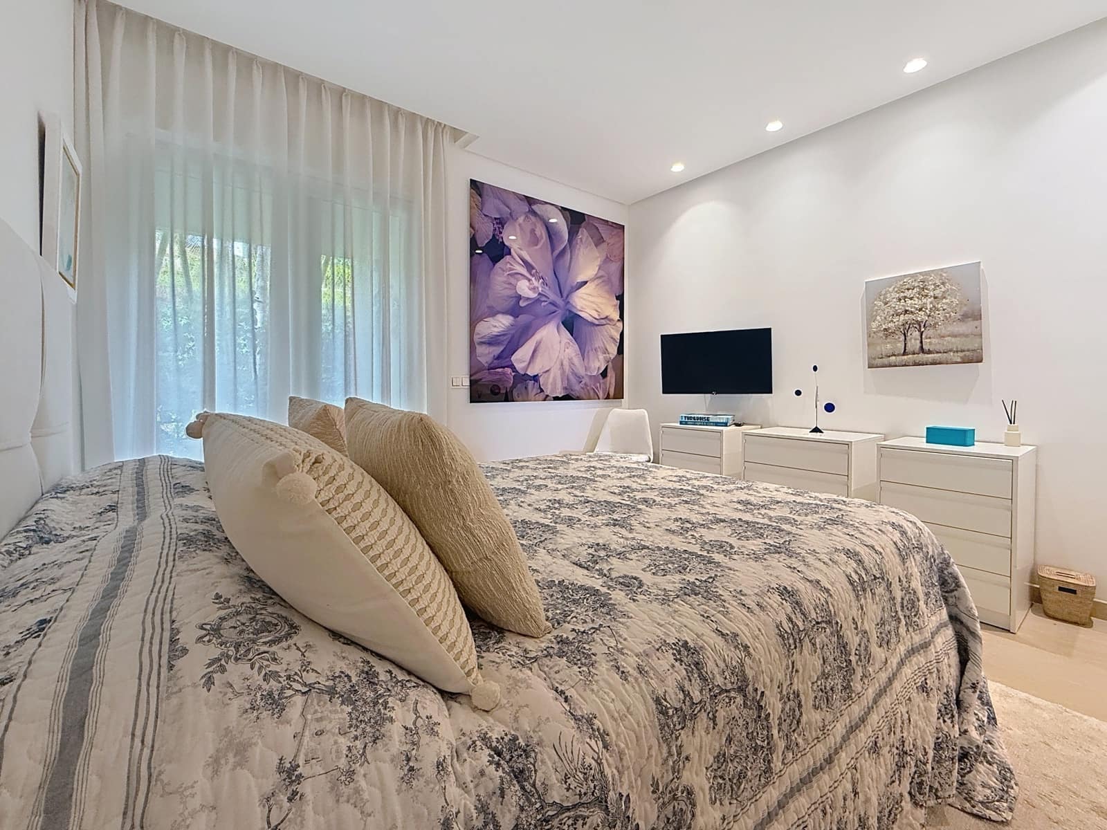 2 quarto Apartamento para venda em Estepona com piscina garagem - 1 250 000 € (Ref: 9297481)