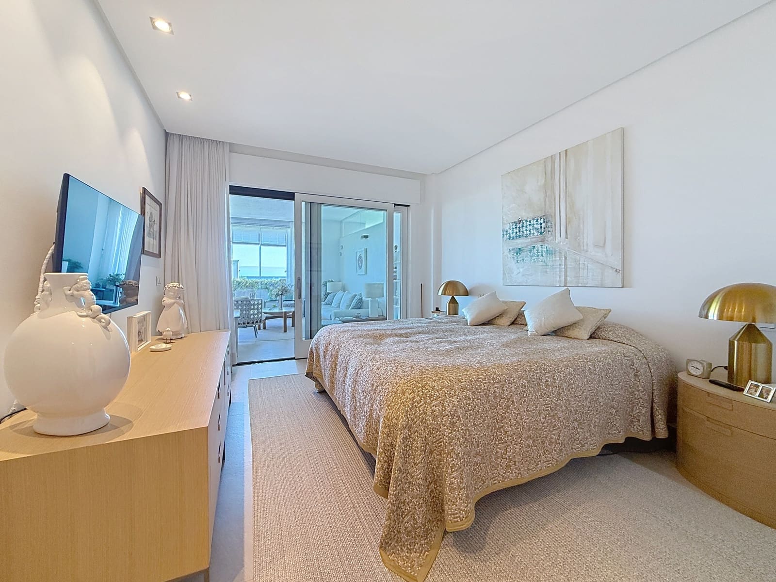 2 quarto Apartamento para venda em Estepona com piscina garagem - 1 250 000 € (Ref: 9297481)