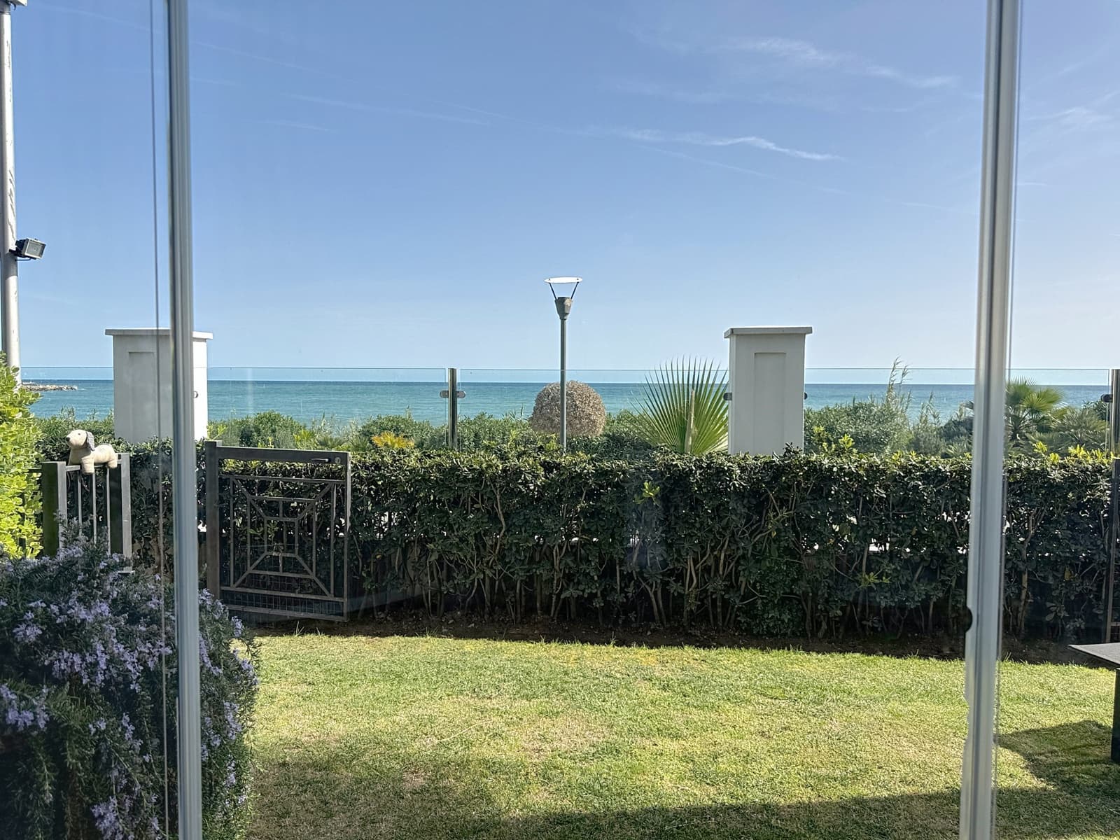 2 slaapkamer Appartement te koop in Estepona met zwembad garage - € 1.295.000 (Ref: 9297481)