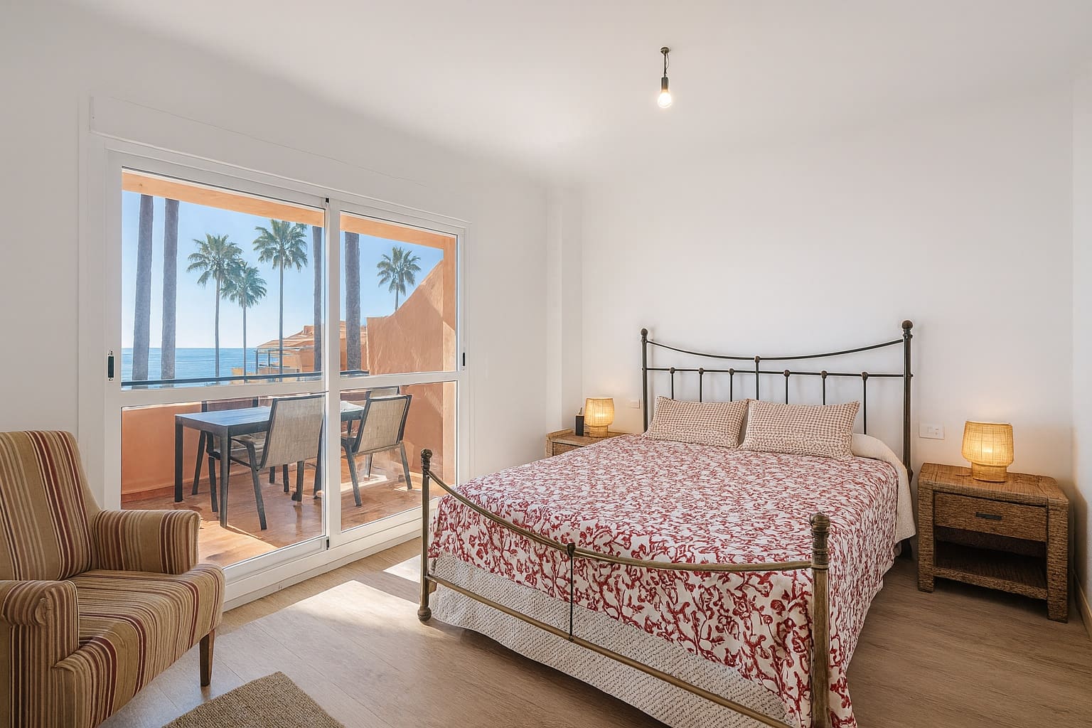 3 bedroom Apartment for sale in Estepona with pool garage - € 495,000 (Ref: 9305128)