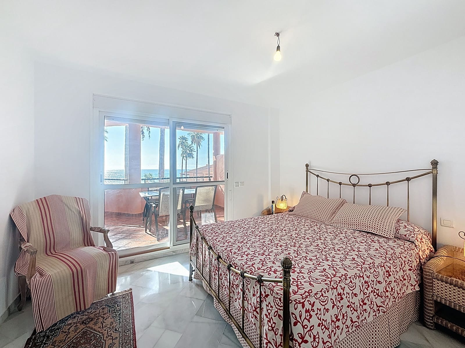 3 bedroom Apartment for sale in Estepona with pool garage - € 495,000 (Ref: 9305128)