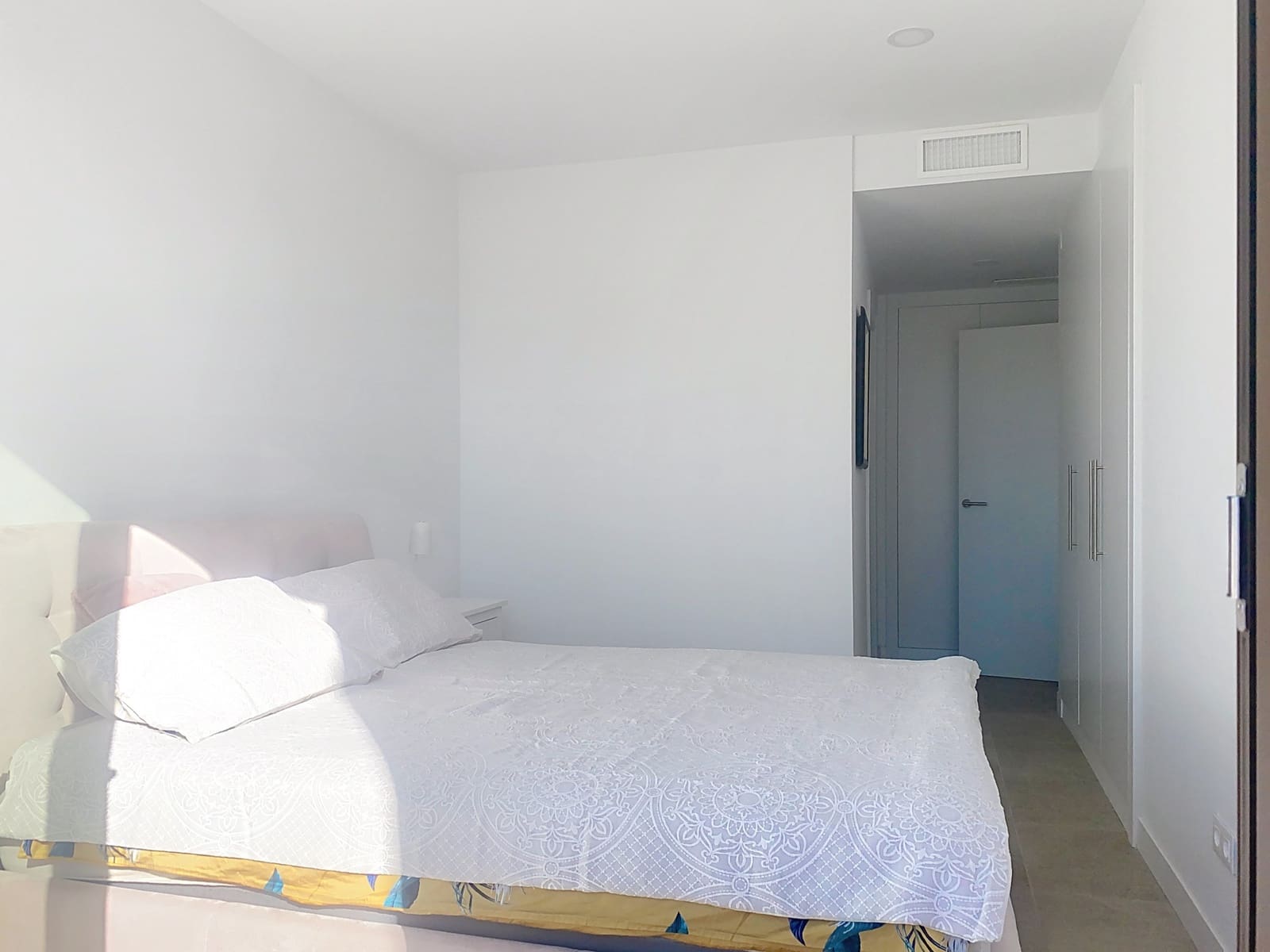 3 Zimmer Penthouse zu verkaufen in Estepona mit Pool Garage - 899.000 € (Ref: 9334787)