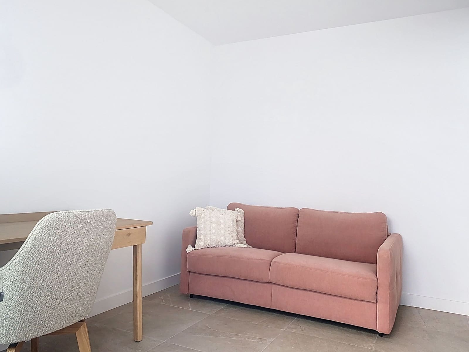 3 Zimmer Penthouse zu verkaufen in Estepona mit Pool Garage - 899.000 € (Ref: 9334787)