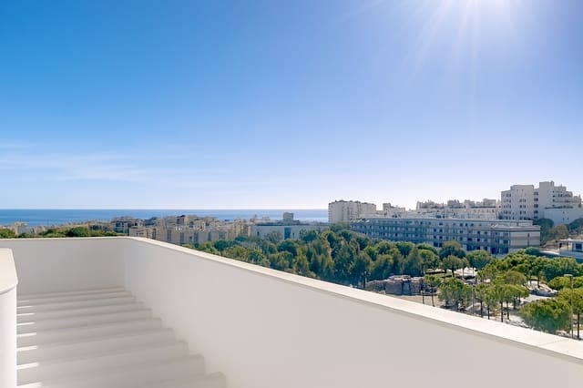 3 Zimmer Penthouse zu verkaufen in Estepona mit Pool Garage - 899.000 € (Ref: 9334787)