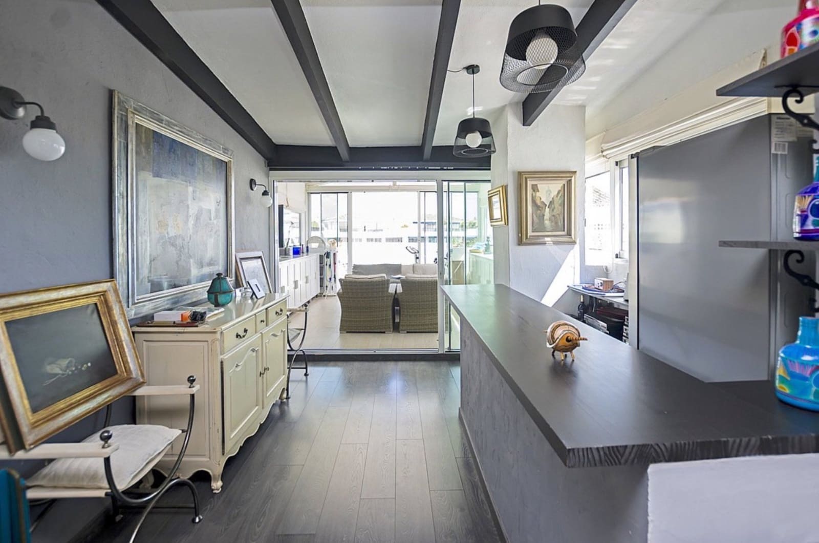 3 sypialnia Penthouse na sprzedaż w Puerto Banus z basenem garażem - 1 197 000 € (Ref: 9349282)