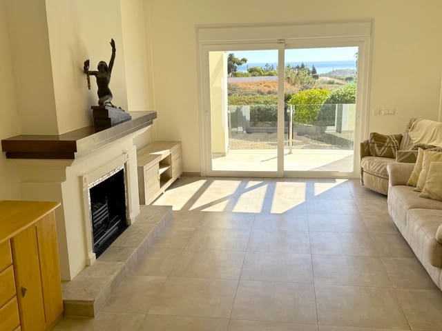 5 Zimmer Villa zu verkaufen in Estepona mit Garage - 1.395.000 € (Ref: 9349283)