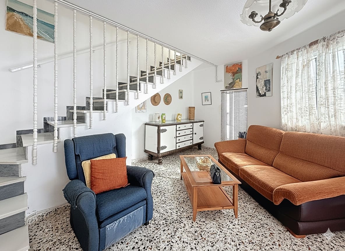 3 Zimmer Doppelhaus zu verkaufen in Manilva mit Pool Garage - 299.000 € (Ref: 9355692)