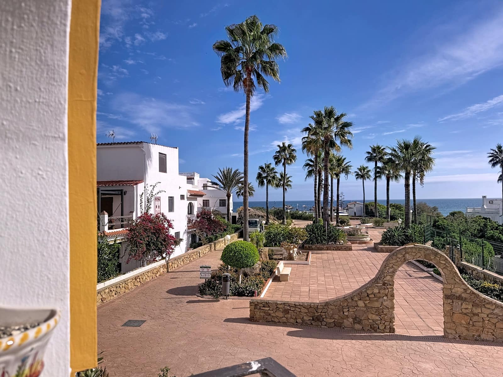 3 Zimmer Doppelhaus zu verkaufen in Manilva mit Pool Garage - 299.000 € (Ref: 9355692)