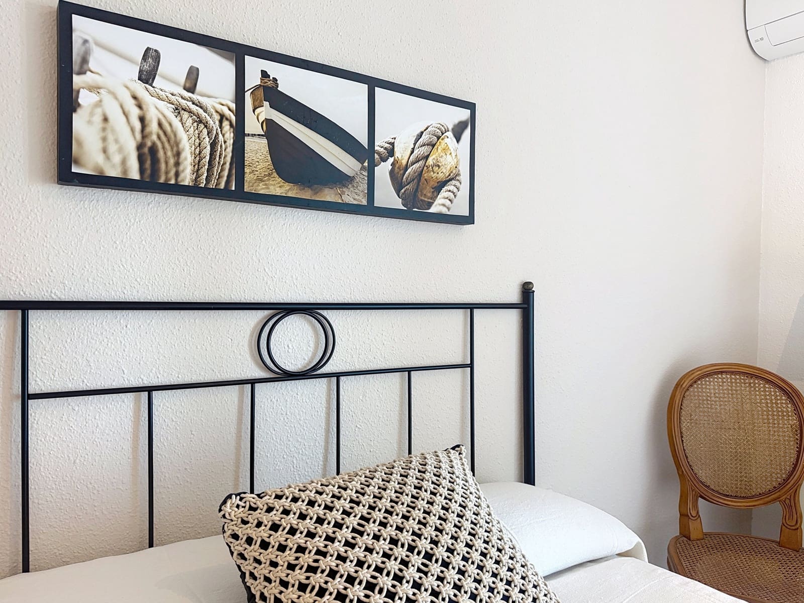 3 soveværelse Semi-Rækkehus til salg i Casares med swimmingpool - € 1.250.000 (Ref: 9359427)