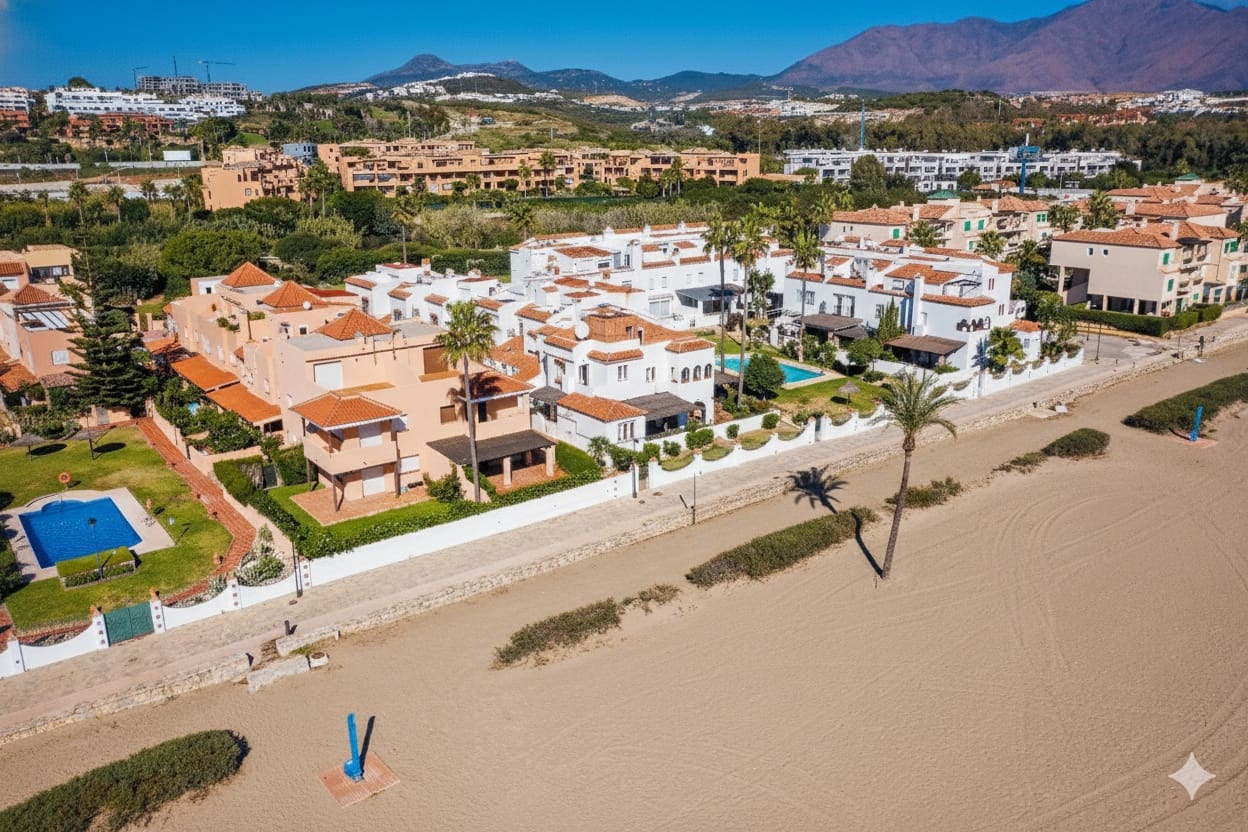 3 soveværelse Semi-Rækkehus til salg i Casares med swimmingpool - € 1.250.000 (Ref: 9359427)