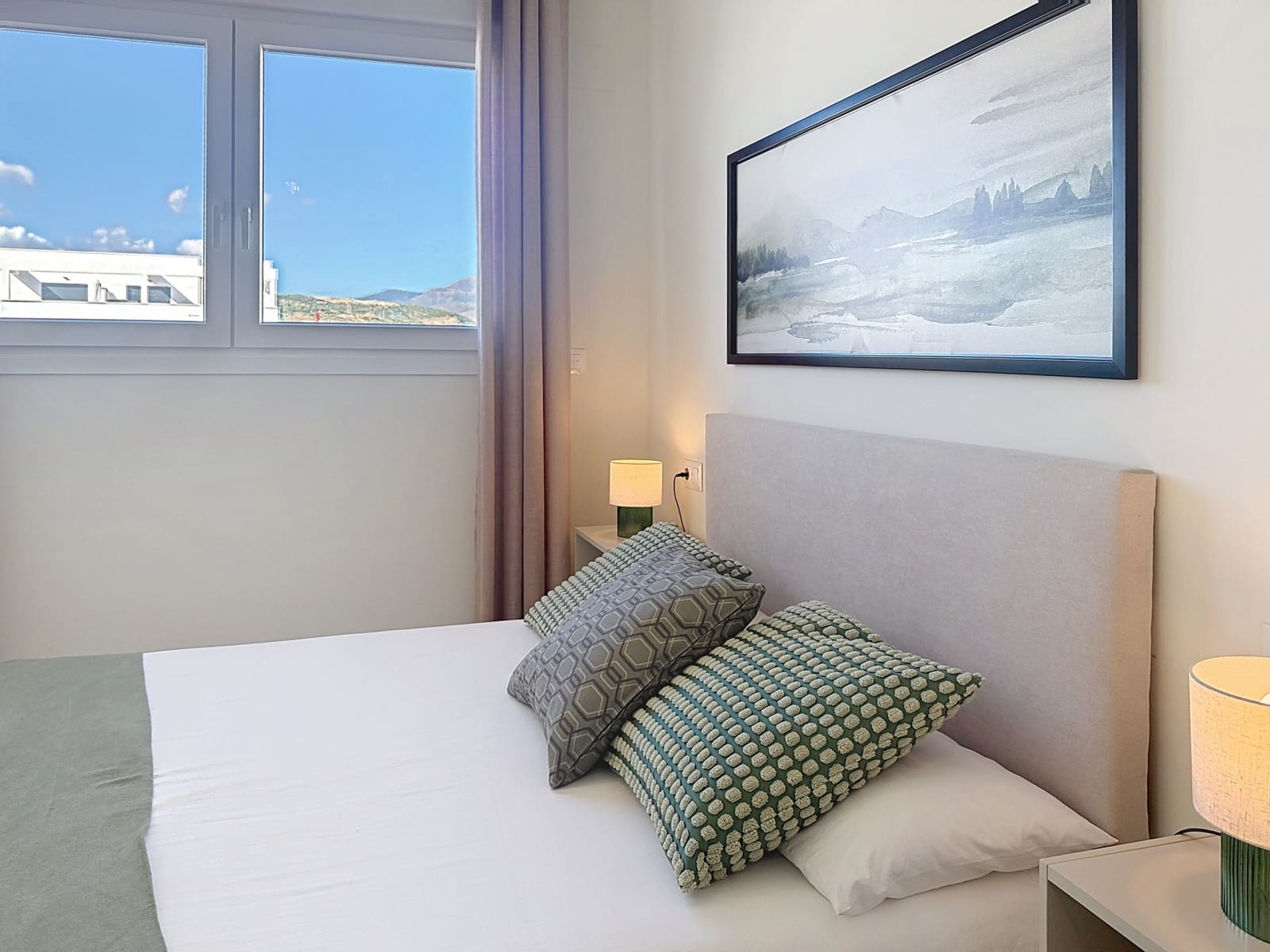 3 bedroom Apartment for sale in Estepona with pool garage - € 479,000 (Ref: 9367218)