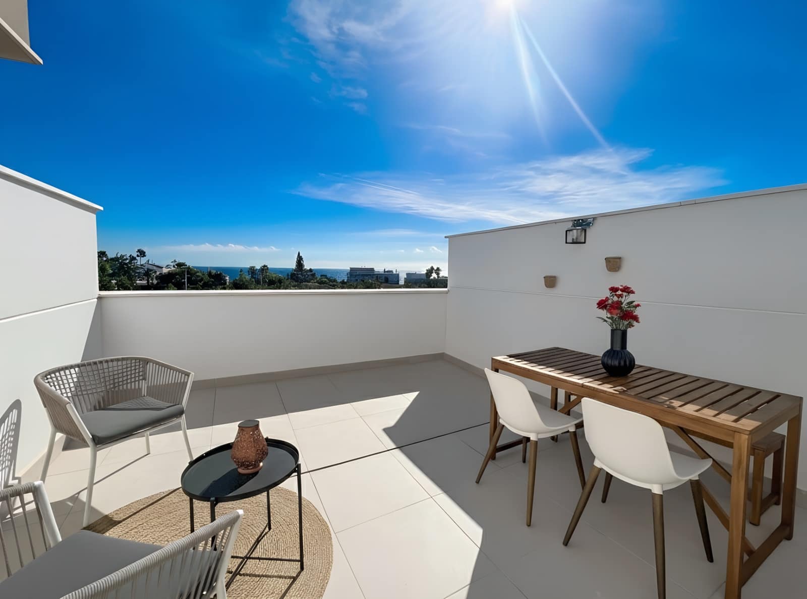Apartamento de 3 habitaciones en Estepona en venta con piscina garaje - 439.000 € (Ref: 9367218)