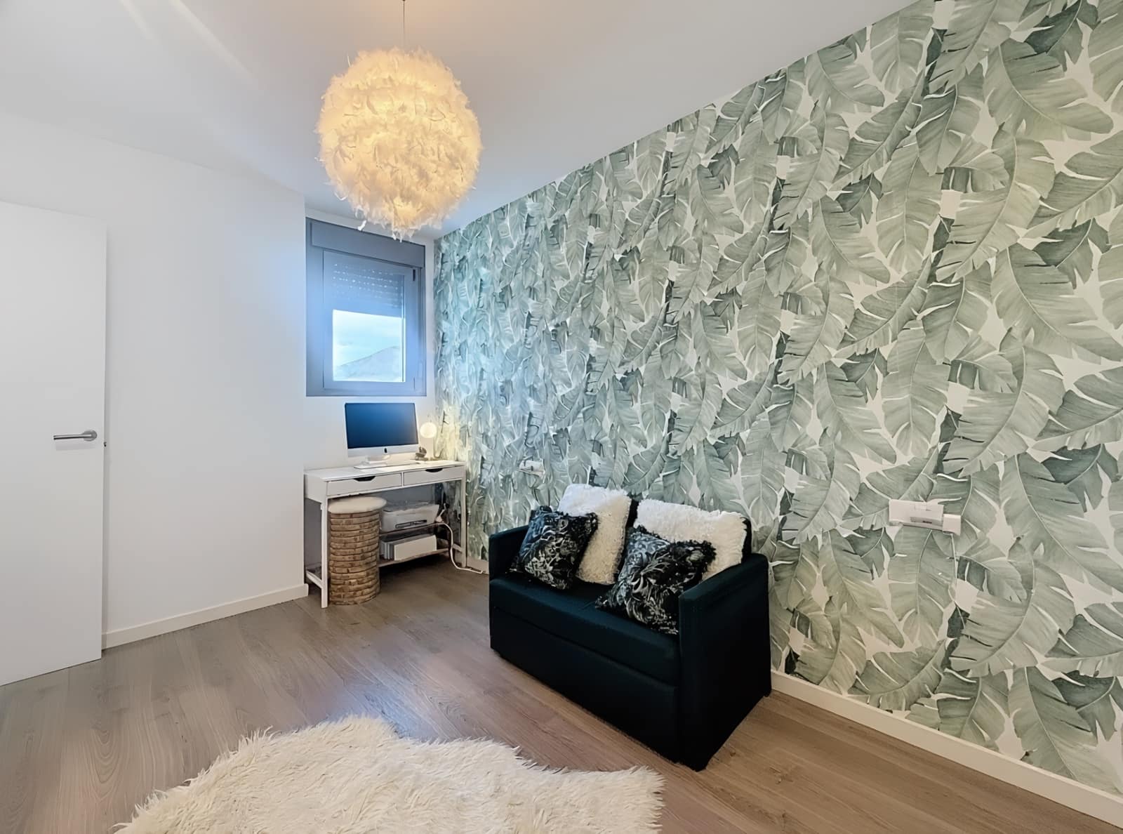 2 bedroom Penthouse for sale in Estepona with pool garage - € 515,000 (Ref: 9382511)