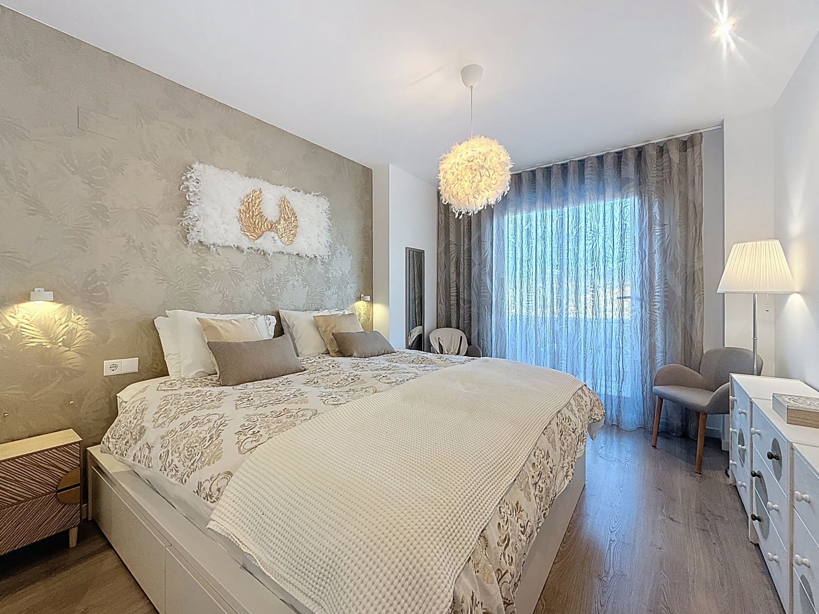 2 bedroom Penthouse for sale in Estepona with pool garage - € 515,000 (Ref: 9382511)