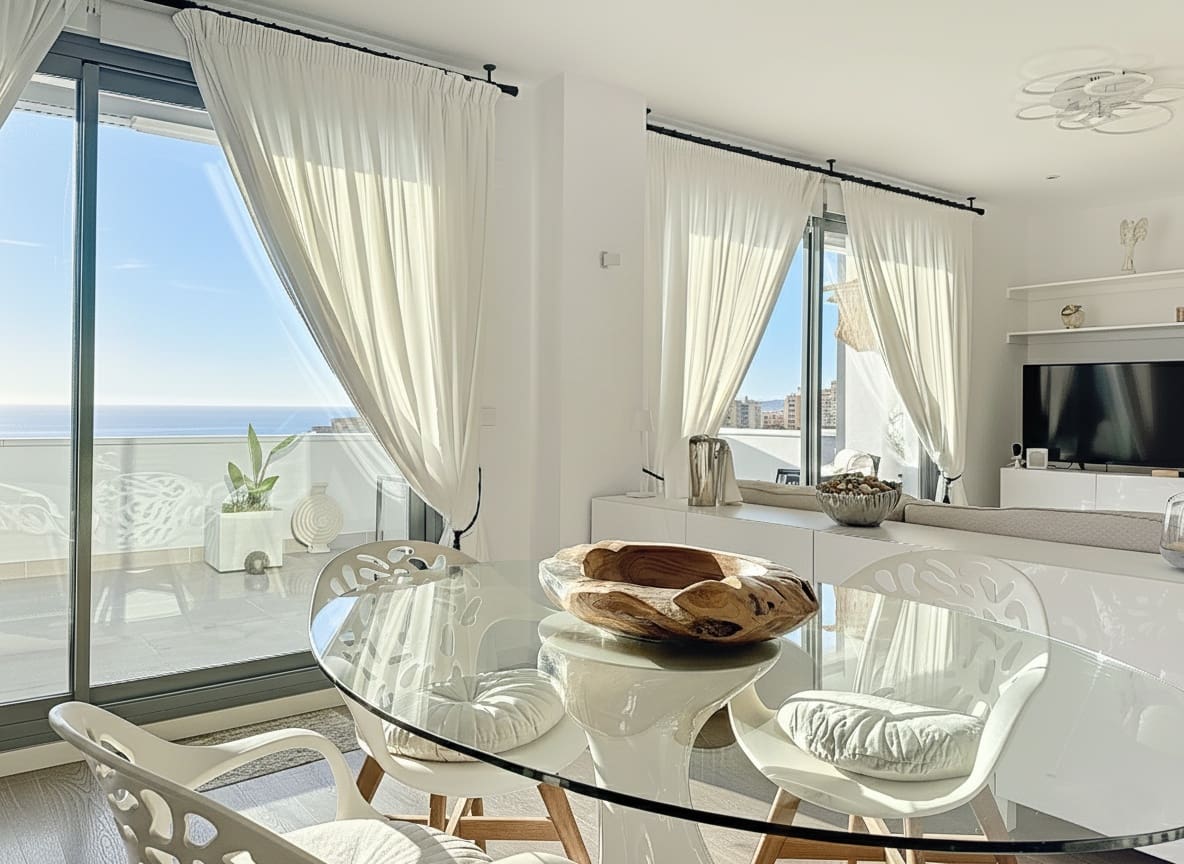 2 soveværelse Penthouse til salg i Estepona med swimmingpool garage - € 515.000 (Ref: 9382511)