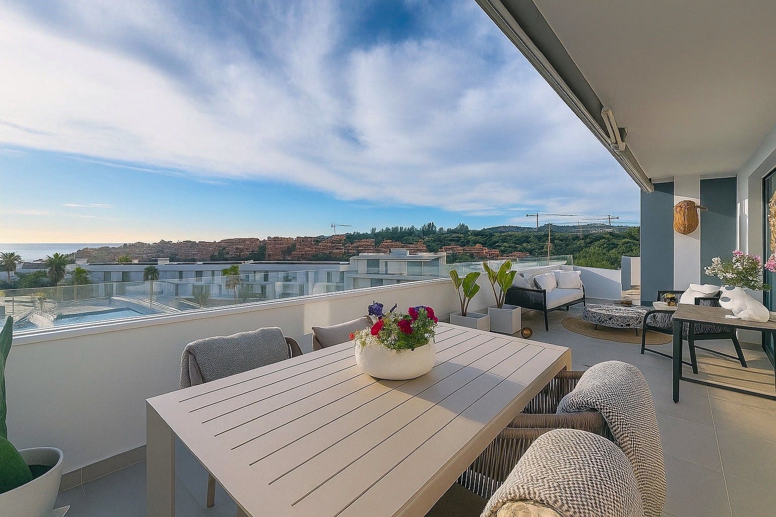 2 soveværelse Penthouse til salg i Estepona med swimmingpool garage - € 515.000 (Ref: 9382511)