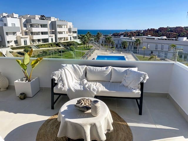 2 soveværelse Penthouse til salg i Estepona med swimmingpool garage - € 515.000 (Ref: 9382511)