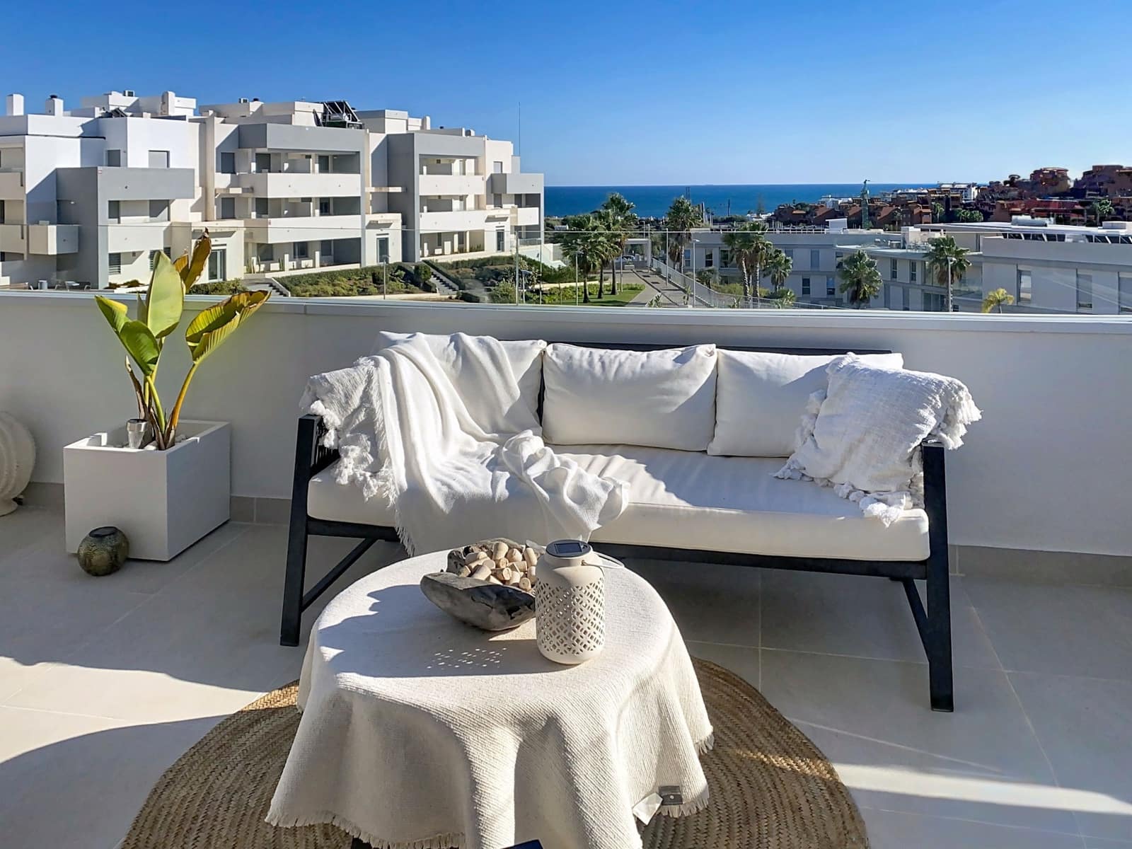 2 soveværelse Penthouse til salg i Estepona med swimmingpool garage - € 515.000 (Ref: 9382511)